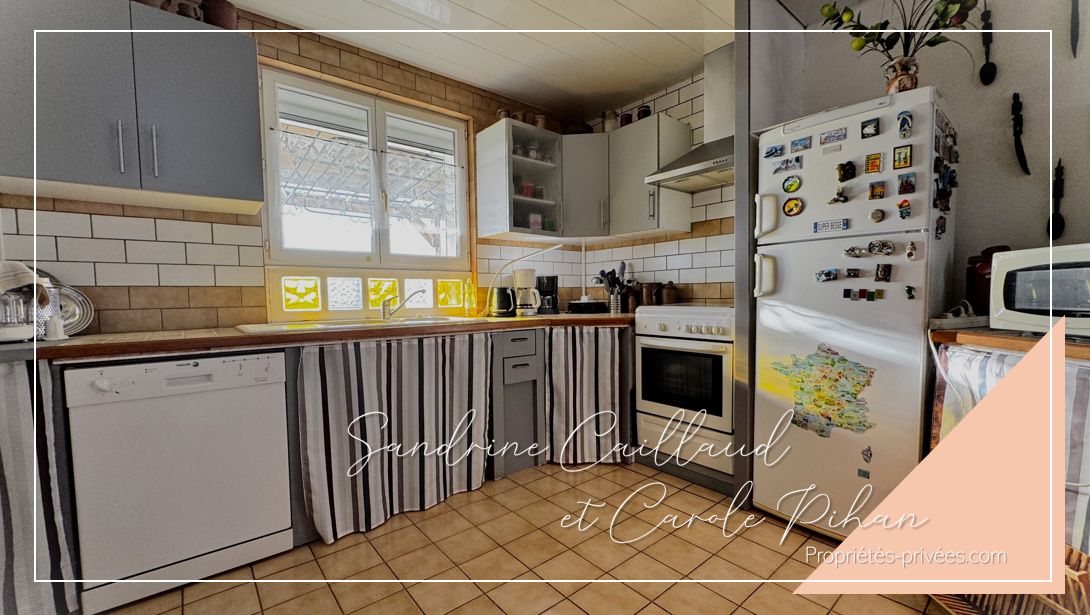 HOUDAN HOUDAN 6MN - Maison familiale - 4 chambres -  grenier - local remise - cabanon - terrain 730m² - 249980 Euros HAI 3