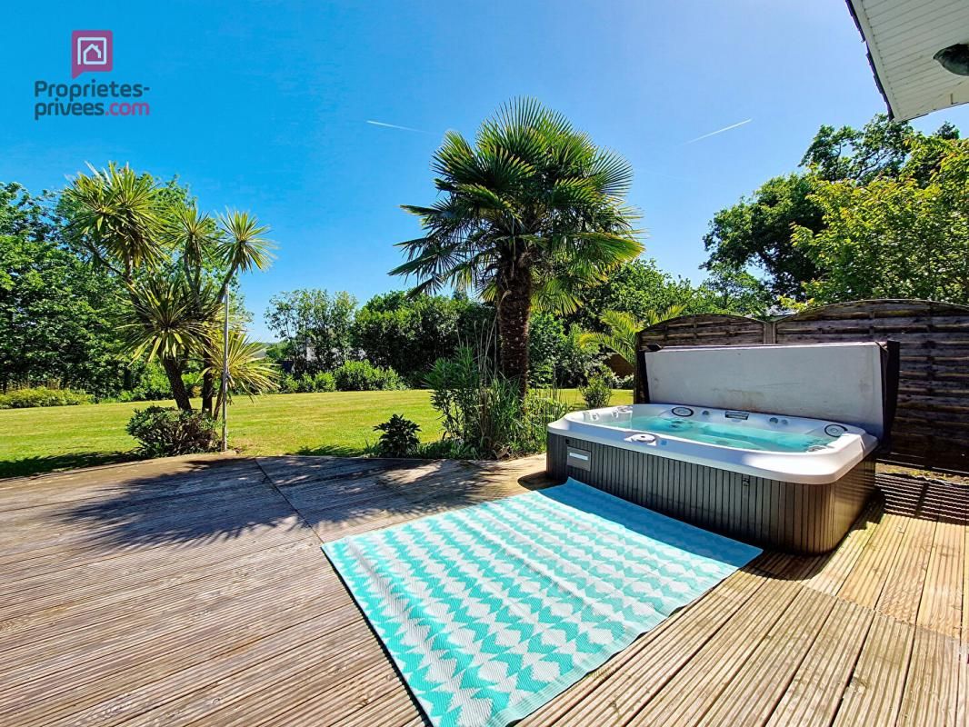 PLOUEGAT-GUERAND Maison Plouegat-guerrand 150 m2 4