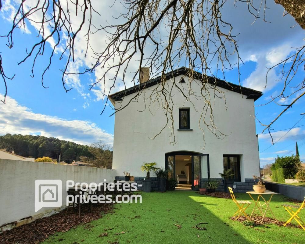 Maison 9 pièces avec potentiel commercial ou locatif- Saint Paul le jeune