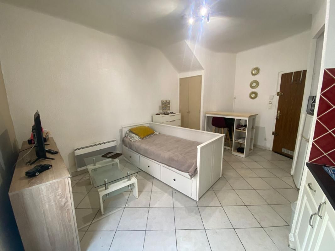 MARTIGUES En exclusivité : charmant studio à Martigues 3