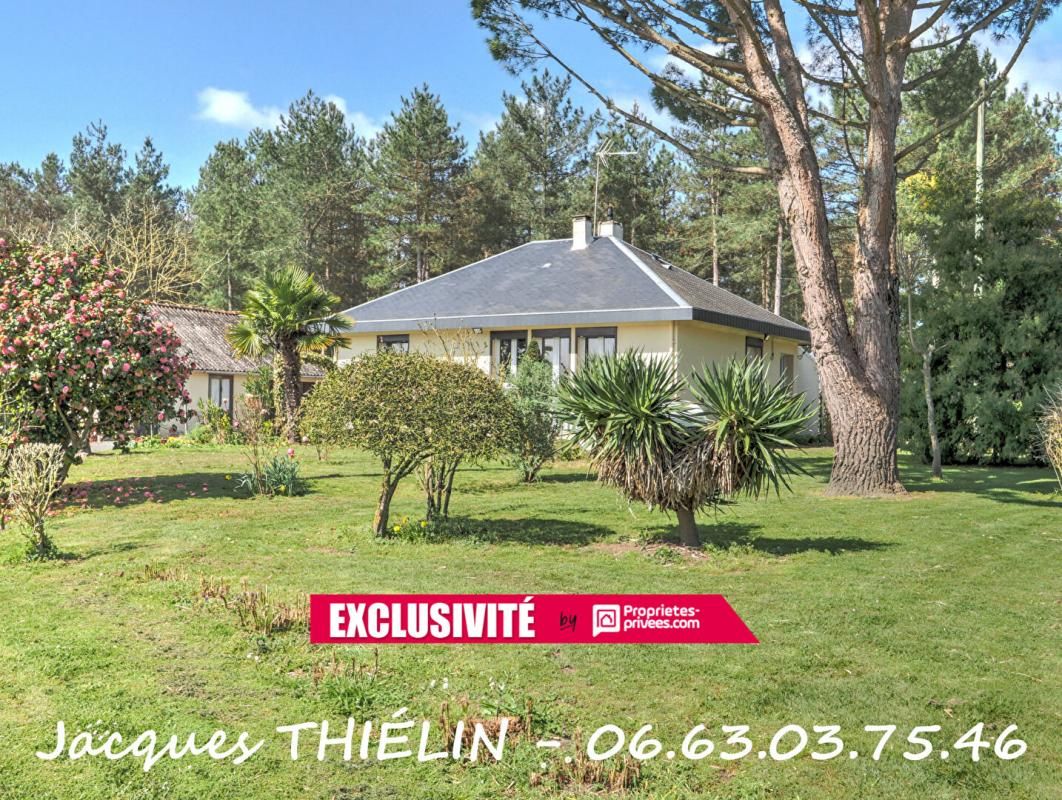 PAVILLON TOTALEMENT RÉNOVÉ SUR 1,4 HA AVEC DÉPENDANCES