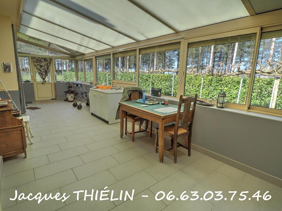 LONGUE-JUMELLES PAVILLON TOTALEMENT RÉNOVÉ SUR 1,4 HA AVEC DÉPENDANCES 4