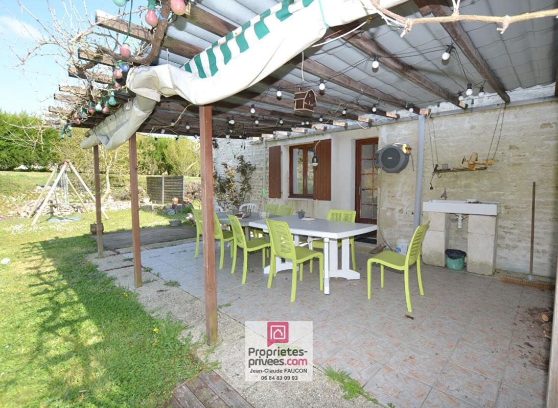 LAIROUX Maison 8 pièce(s) 225 m2 3