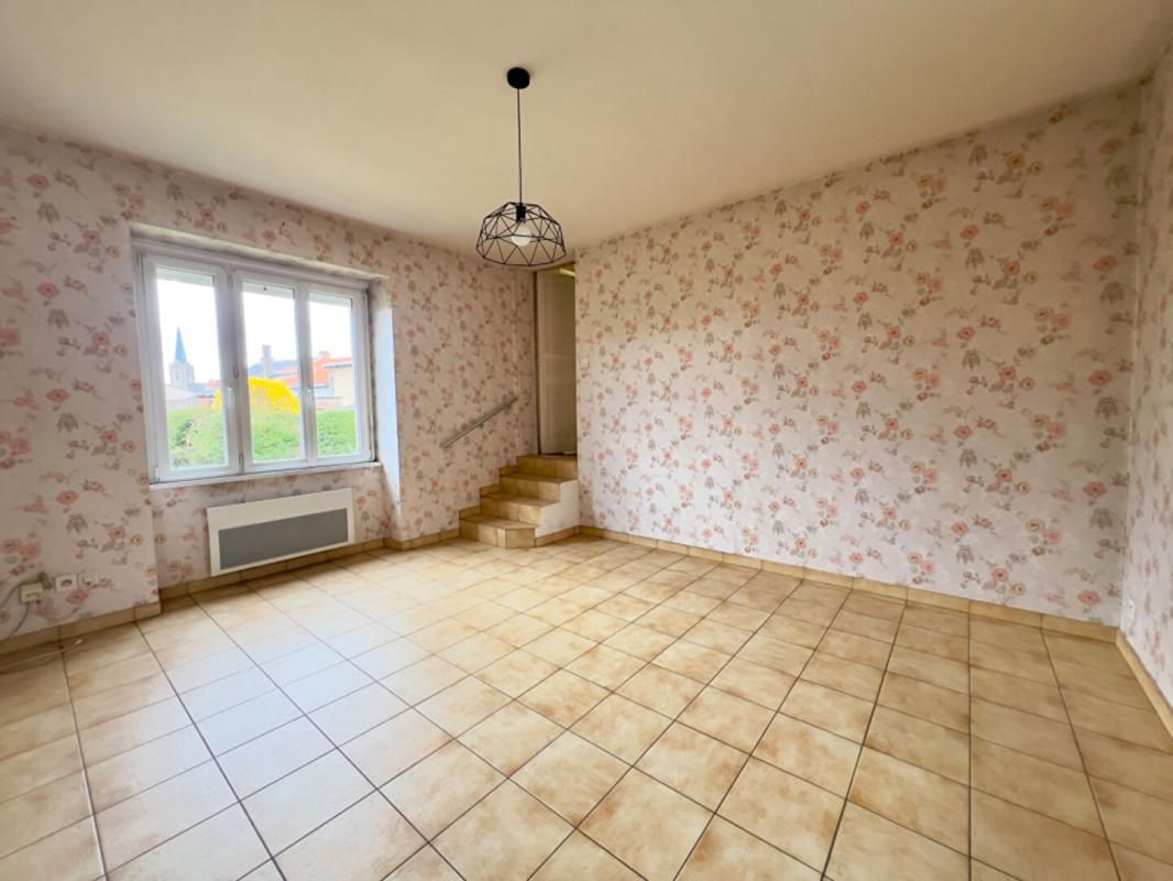 SAINT-GERMAIN-SUR-MOINE Maison Saint Germain Sur Moine 2 pièce(s) 67 m2 3