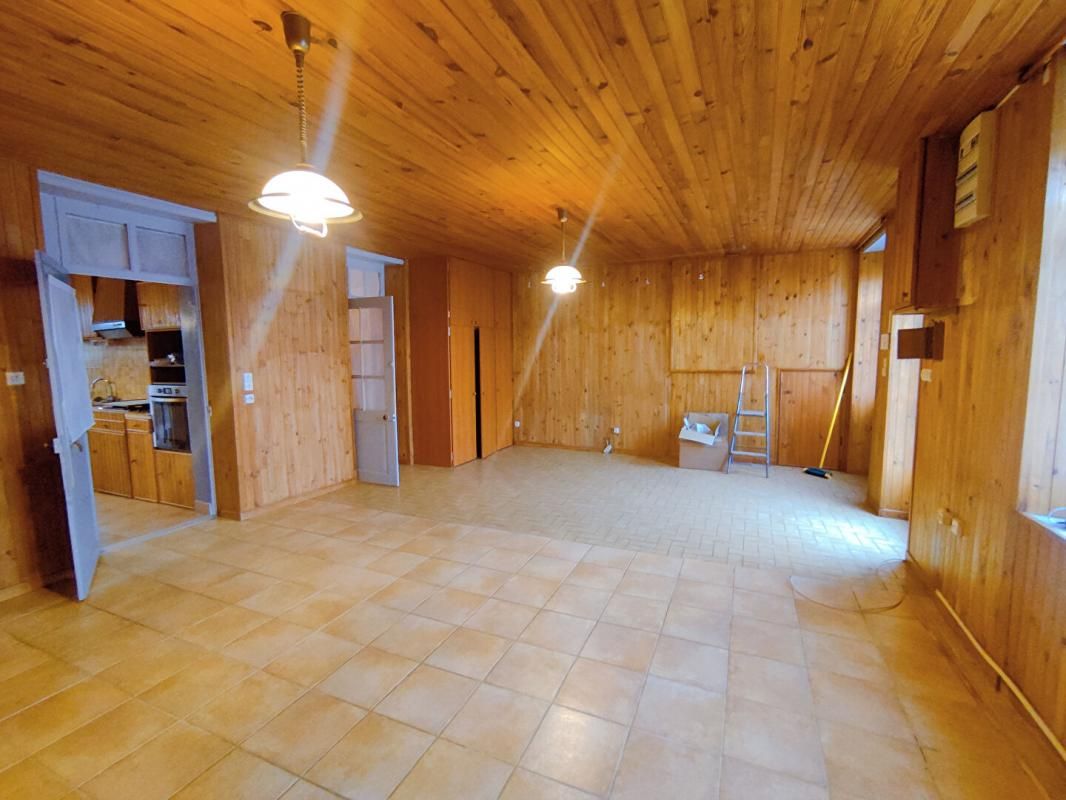 DESCARTES Maison de pays Descartes 6 pièce(s) 120 m2 3