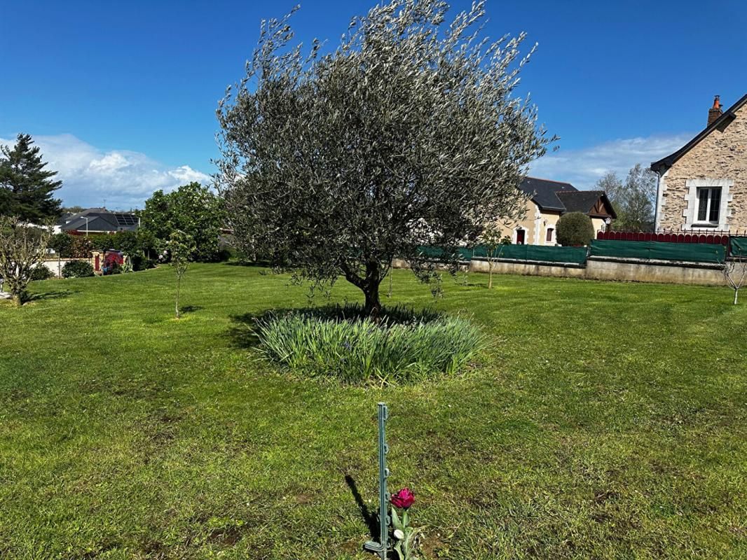 BONCHAMP-LES-LAVAL Maison  7 pièce(s) 130 m2 2