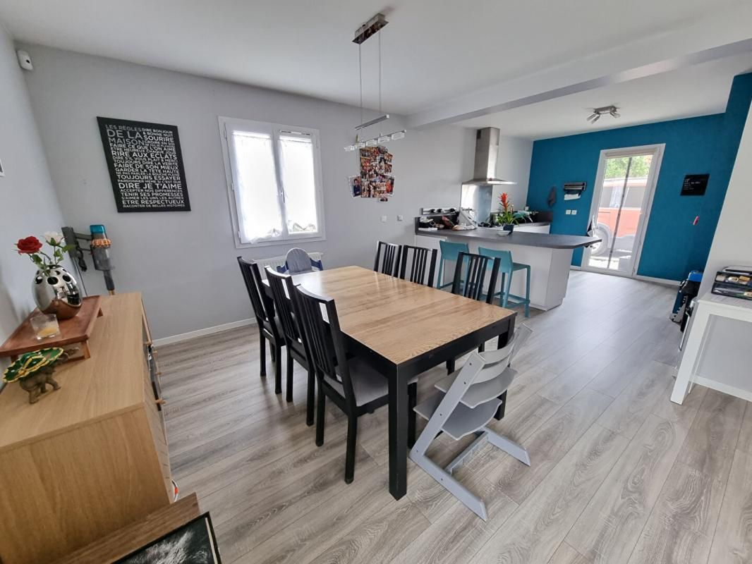 QUINCIEUX Maison Quincieux 5 pièces 105 m2, garage, jardin 3