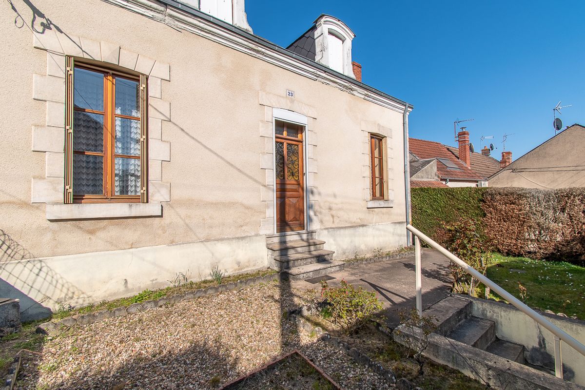 VIERZON Maison Vierzon 5 pièce(s) 100 m2 2