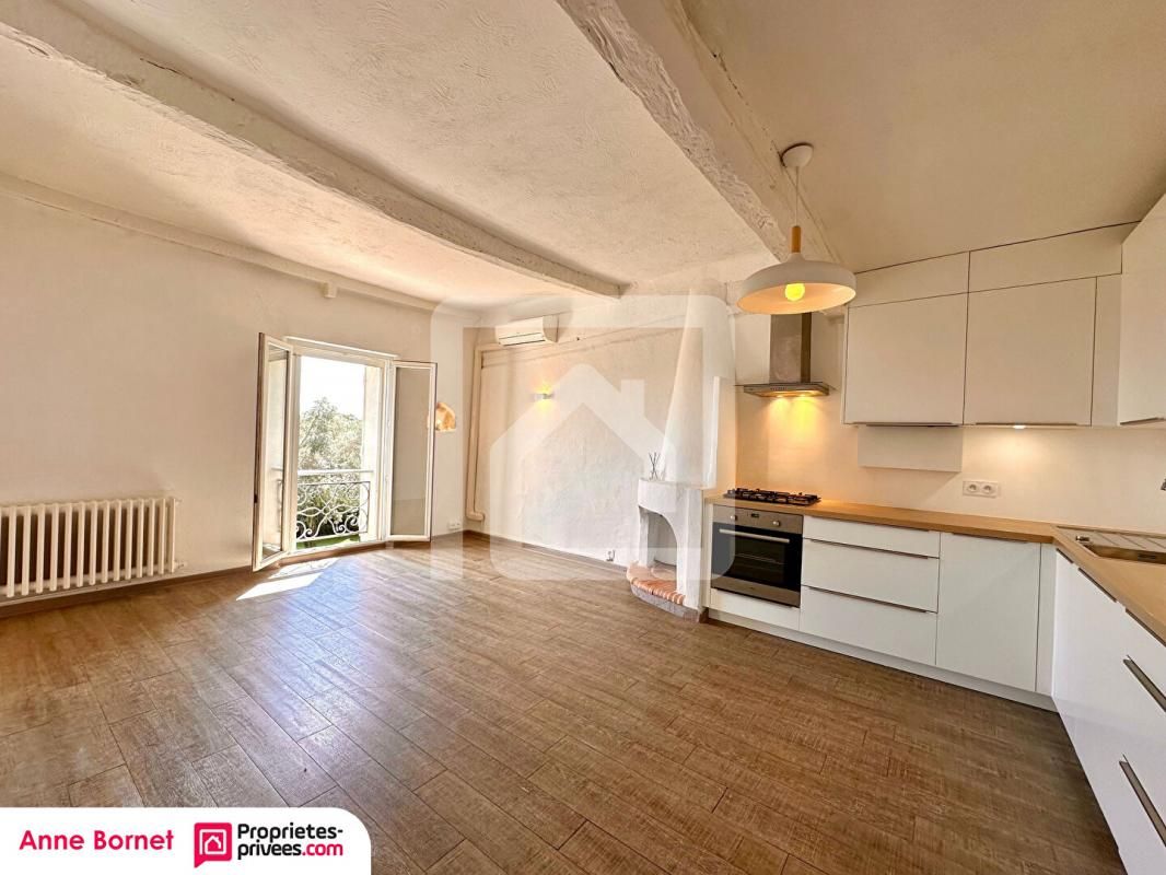 ROQUEFORT-LES-PINS Appartement 4 pièces en duplex avec jardin et 2 parkings 2
