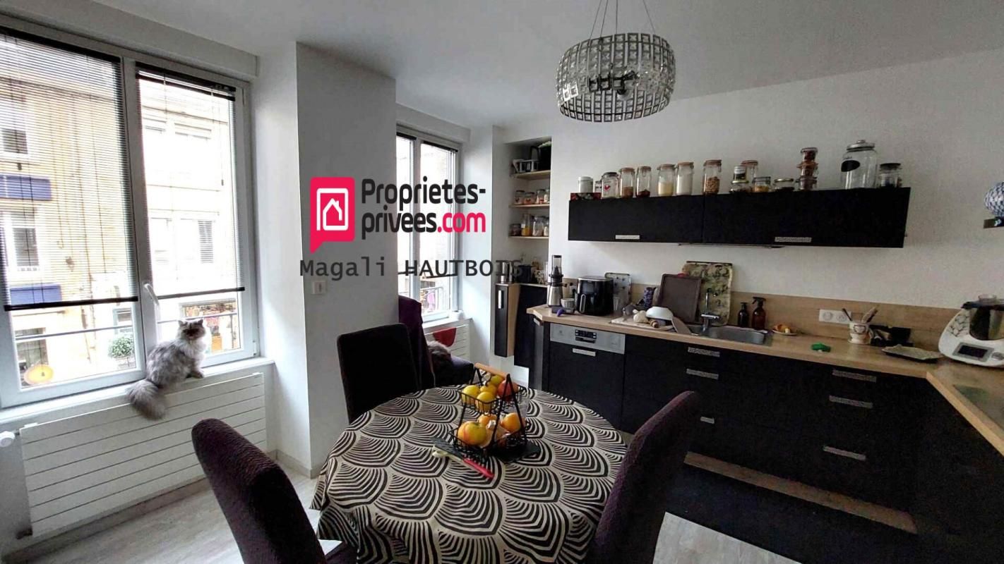 AVRANCHES Immeuble Avtranches 10 pièce(s) 360 m2 4