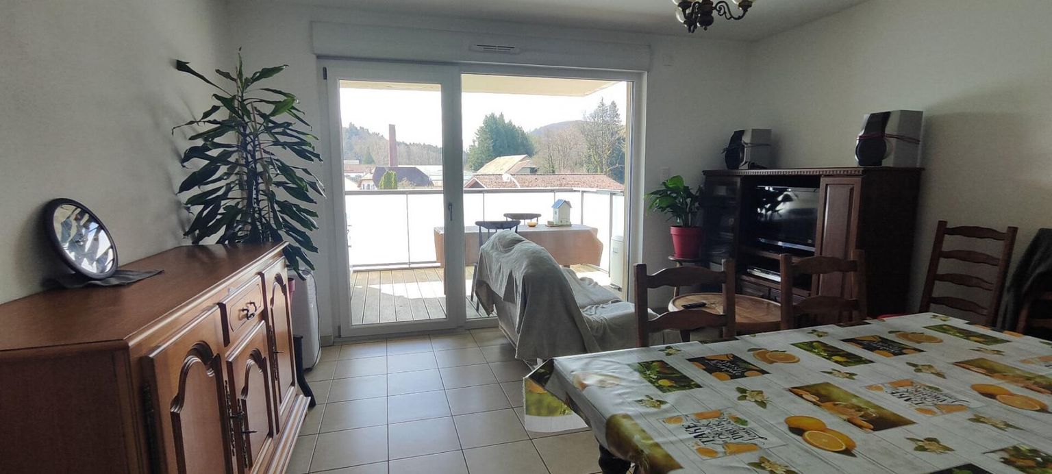 ROUGEMONT-LE-CHATEAU Rougemont Le Chateau 90110 Appartement 2 pièces 43 m2 avec terrasse et garage 2