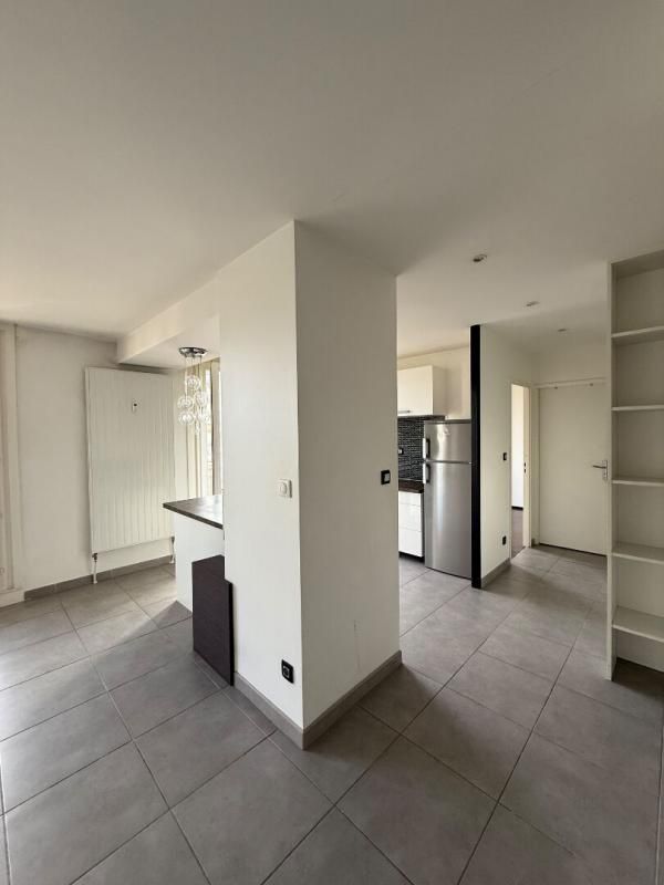 ECHIROLLES Appartement Echirolles 2 pièce(s) 41.88 m2 2