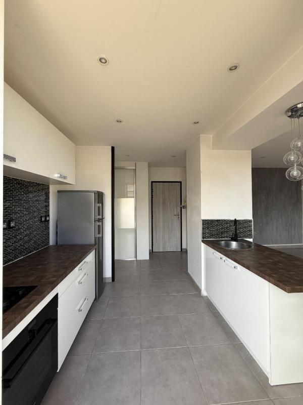 ECHIROLLES Appartement Echirolles 2 pièce(s) 41.88 m2 4
