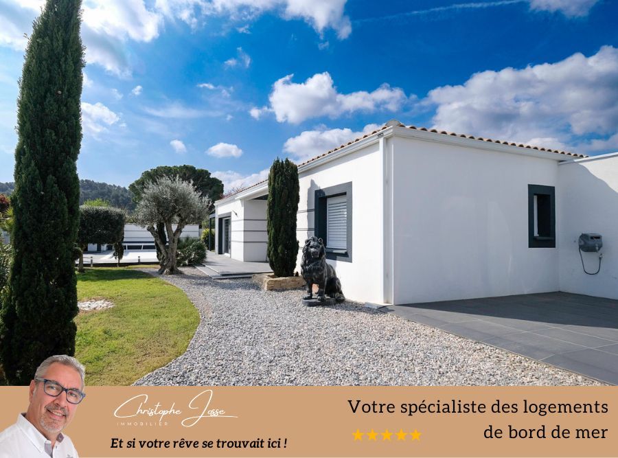 ROQUEFORT-DES-CORBIERES Villa plain-pied 4 faces avec piscine 3