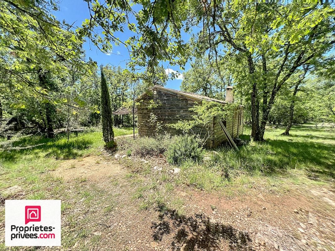 ESPARRON Esparron Cabanon 42 m² seul au monde sans voisins sur 5200 m² 2