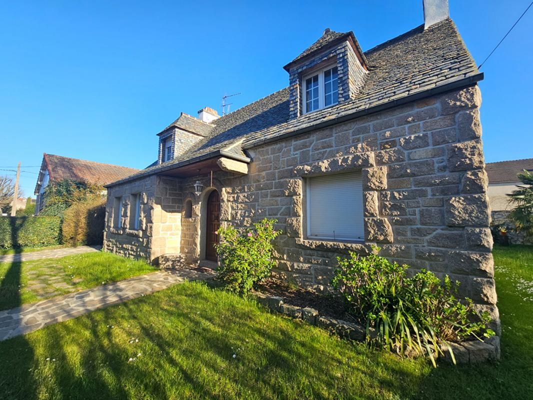 Maison authentique bretonne en pierre de granite à Vert-Galant