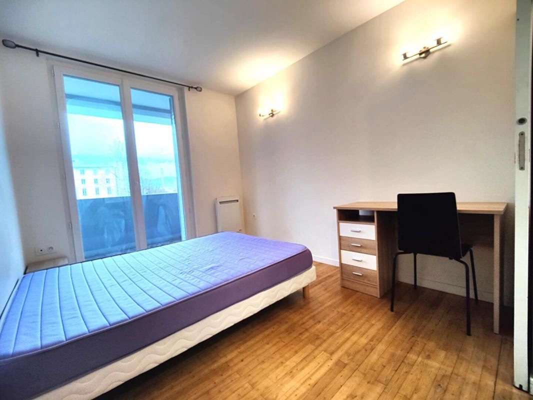 GRENOBLE Appartement Grenoble 4 pièces vue exceptionnelle + place de parking privative 2