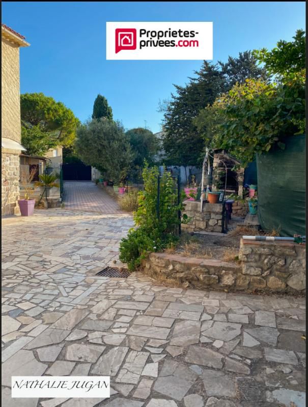 LA VALETTE-DU-VAR A vendre Maison La Valette Du Var 8 pièce(s) 186.58 m2 en 2 appartements, piscine - Terrain de 713 m2 3
