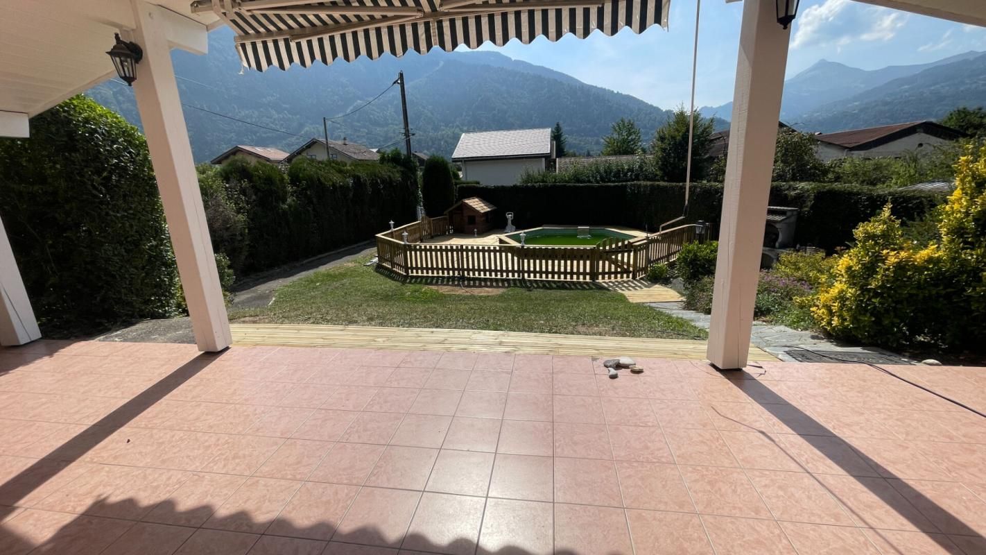 PASSY Spacieuse maison de 232 m² avec piscine et prestations de qualité 4