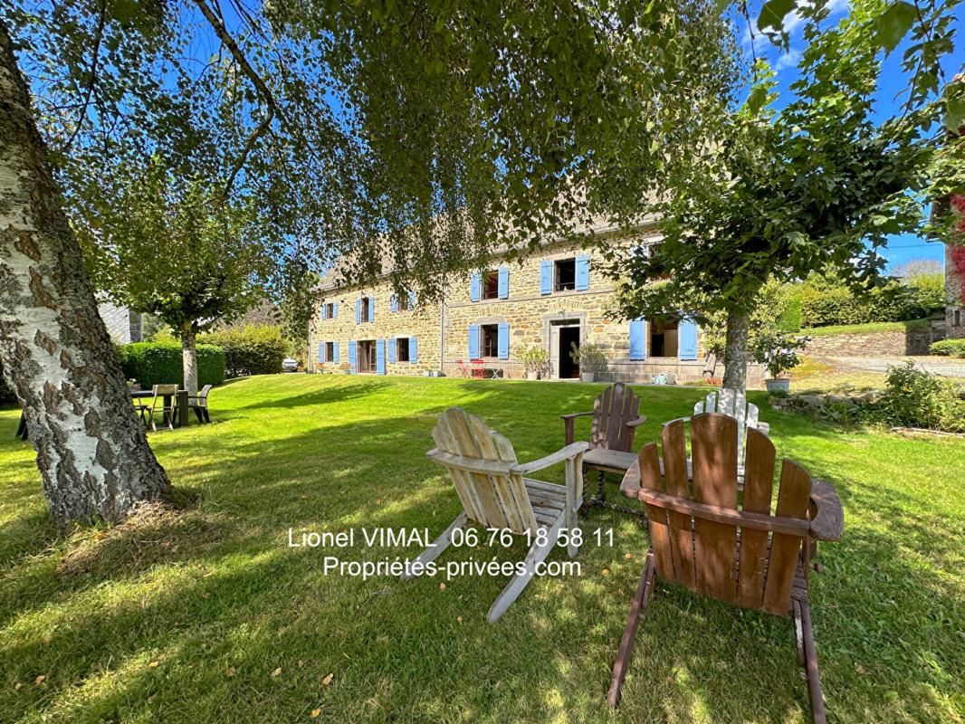 SAINT-SULPICE Ensemble immobilier avec 2 maisons et dépendances 2