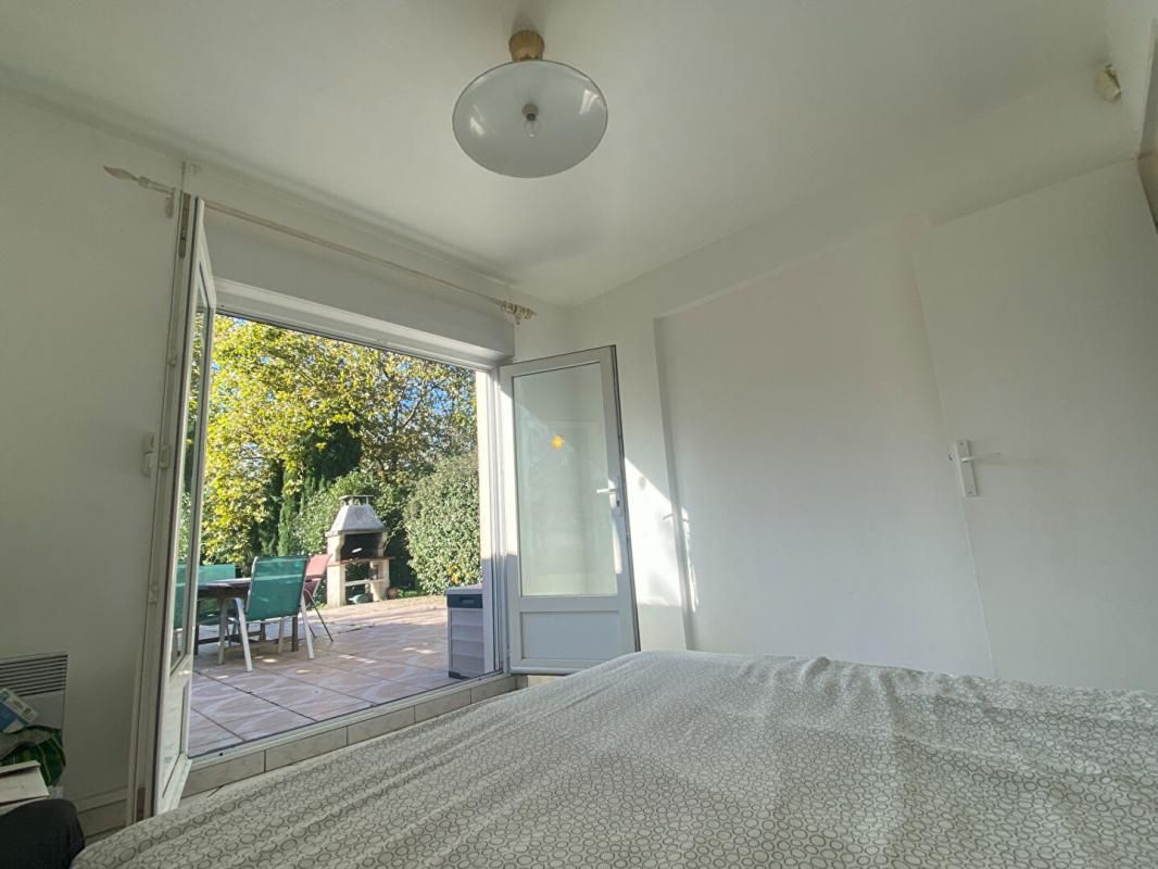 FLOIRAC Maison familiale avec jardin bien exposé et garage, proche de toutes commodités 3
