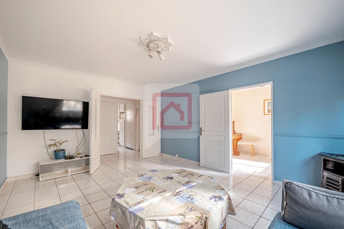 ASNIERES-SUR-SEINE Appartement de 74 m² Asnières sur Seine 3