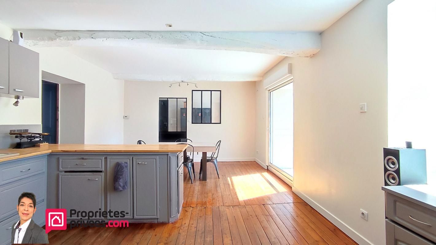 THIZY THIZY-LES-BOURGS (69240) Maison en pierre 171 m², 4 chambres, terrain 1500 m² 4