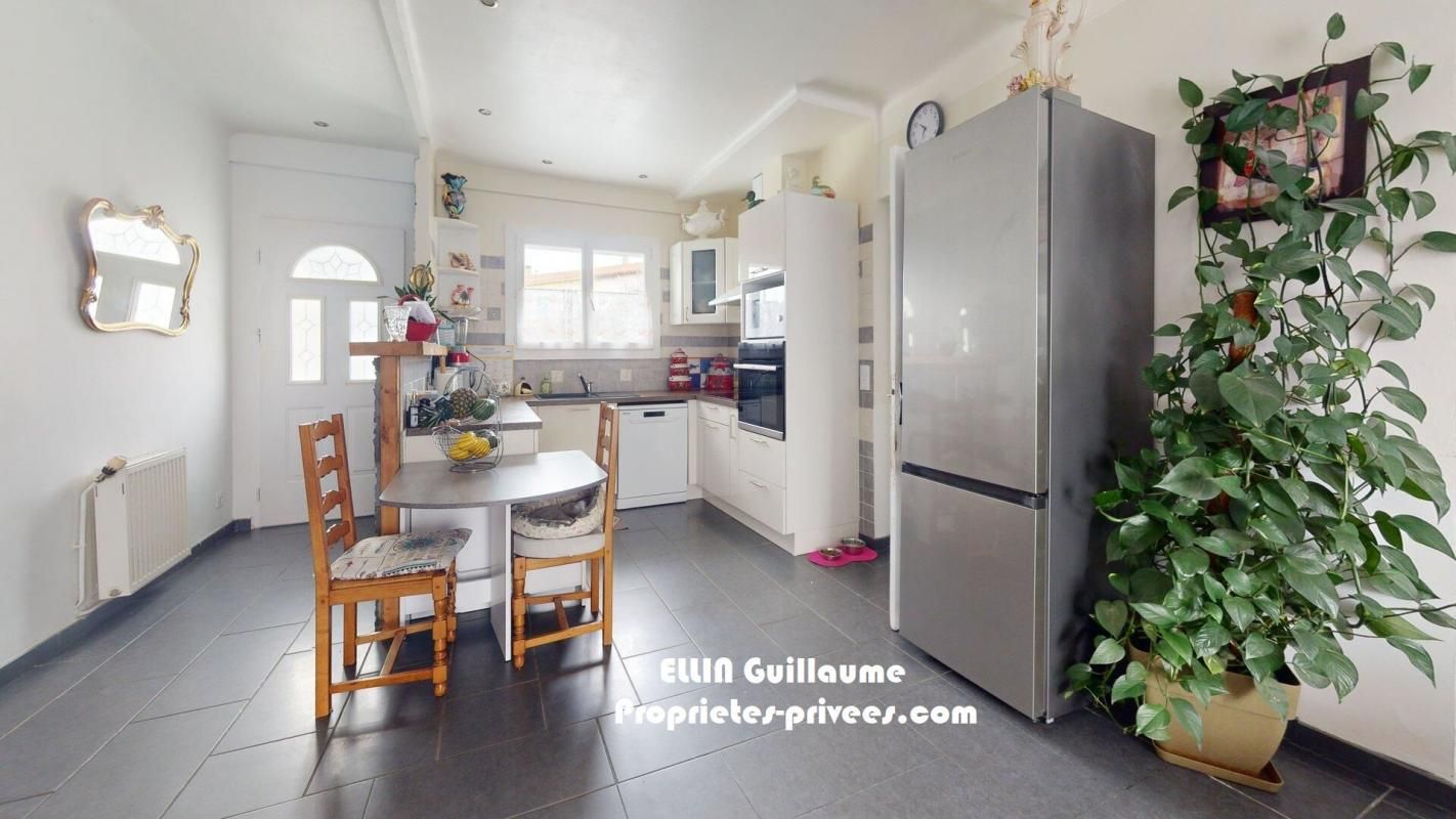 PRADES Maison 4 pièces avec jardin et garage 4