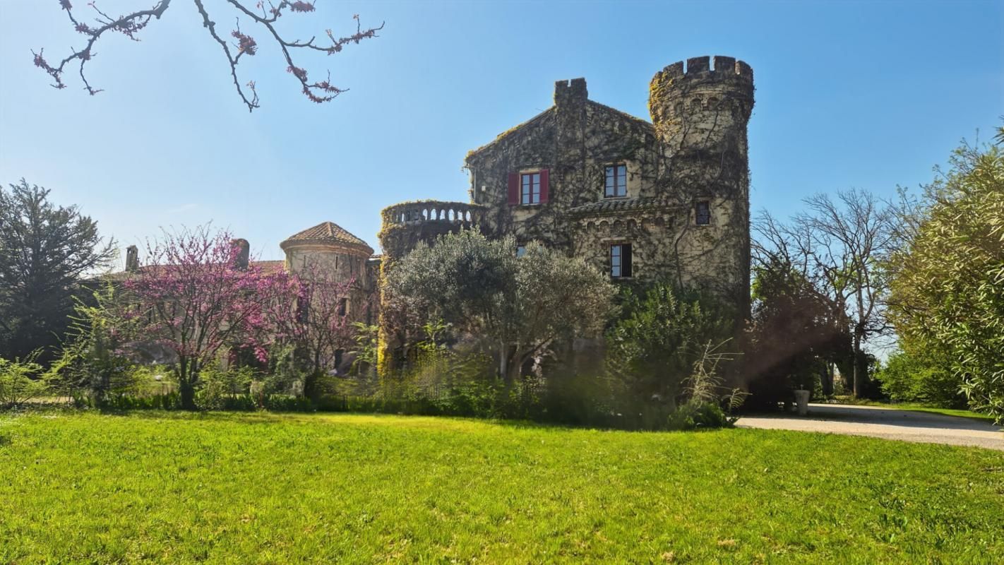 AVIGNON 84000 Château 580 m² 1 230 000