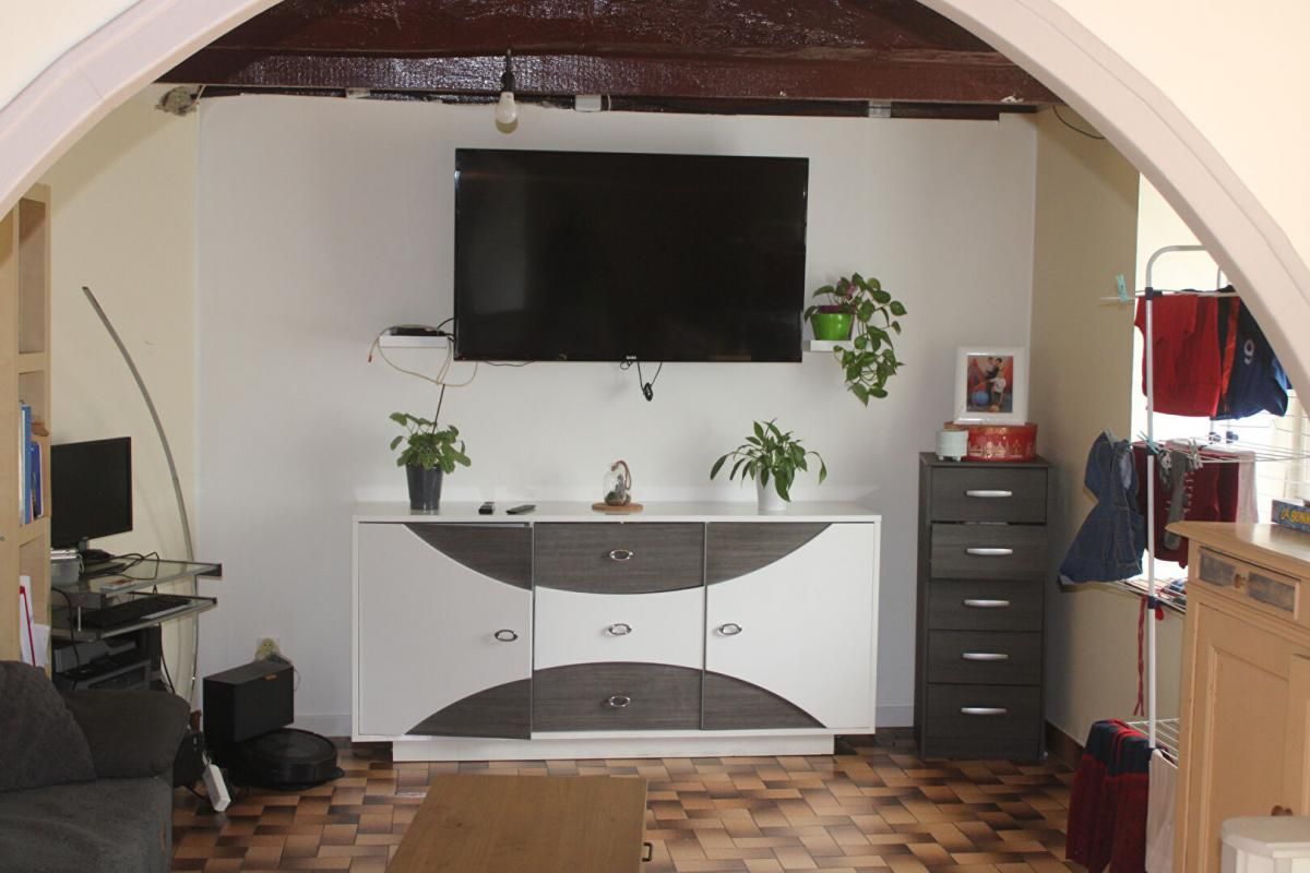 QUINTIN LONGERE 104M² HAB 7 PIECES 2