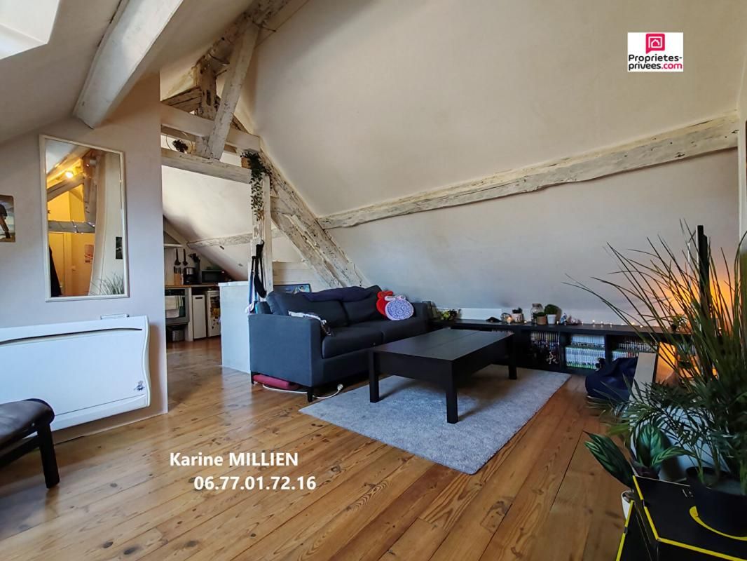 SOREL-MOUSSEL SOREL MOUSSEL 28260 Appartement - 2 pièces - Cave - Garage - 74 990 HAI 2