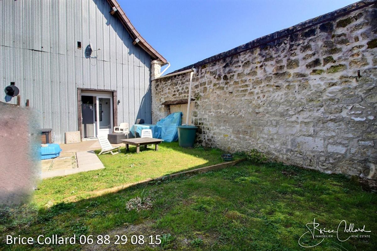 60290 NEUILLY SOUS CLERMONT Maison 2 chambres jardinet