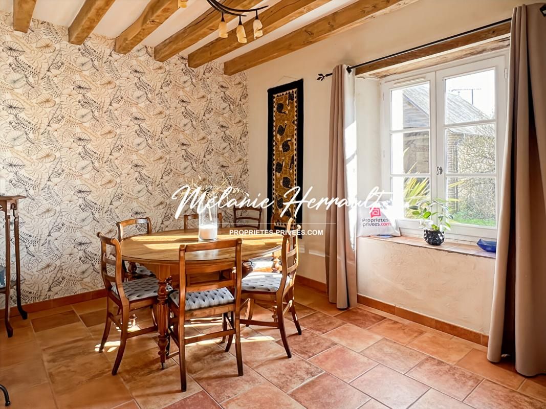 PRUILLE-L'EGUILLE Longère 12 pièces - 286 m2 - 4 chambres - Pruillé l'Eguillé (72150) 2