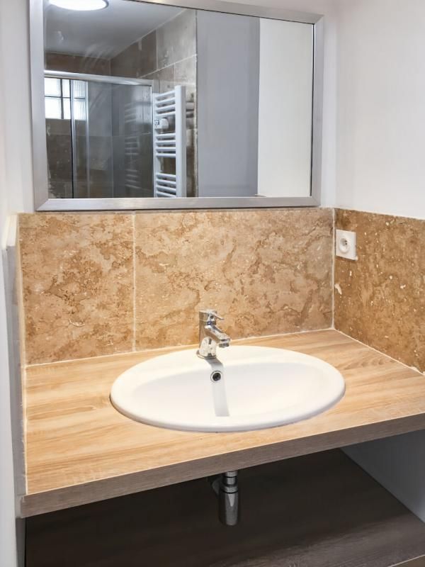 VELLERON Appartement Velleron 2 pièce(s) 41 m2 120 000 4