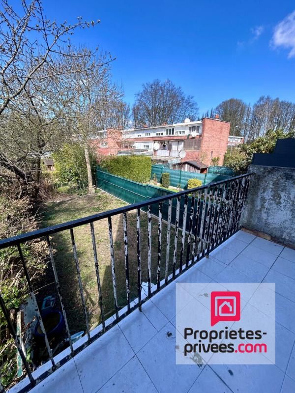 VILLENEUVE-D'ASCQ Maison Villeneuve D Ascq 6 pièce(s) 93 m2 2