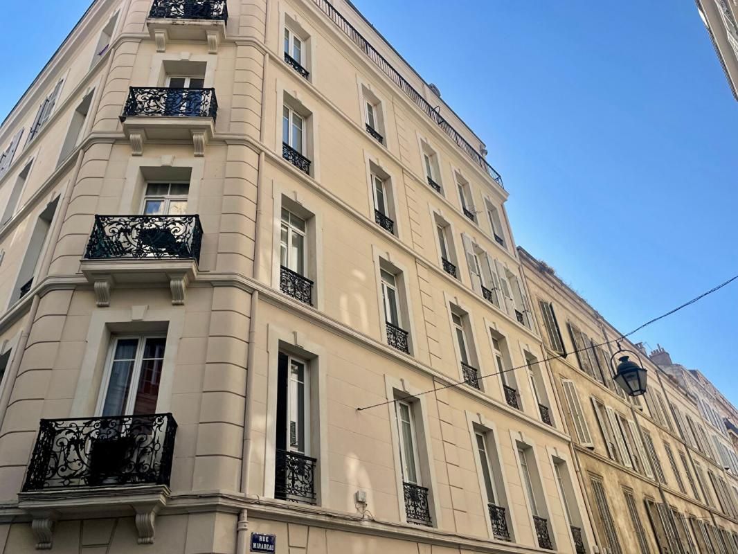 Investissement Locatif - Studio idéalement situé - Toulon (83000)