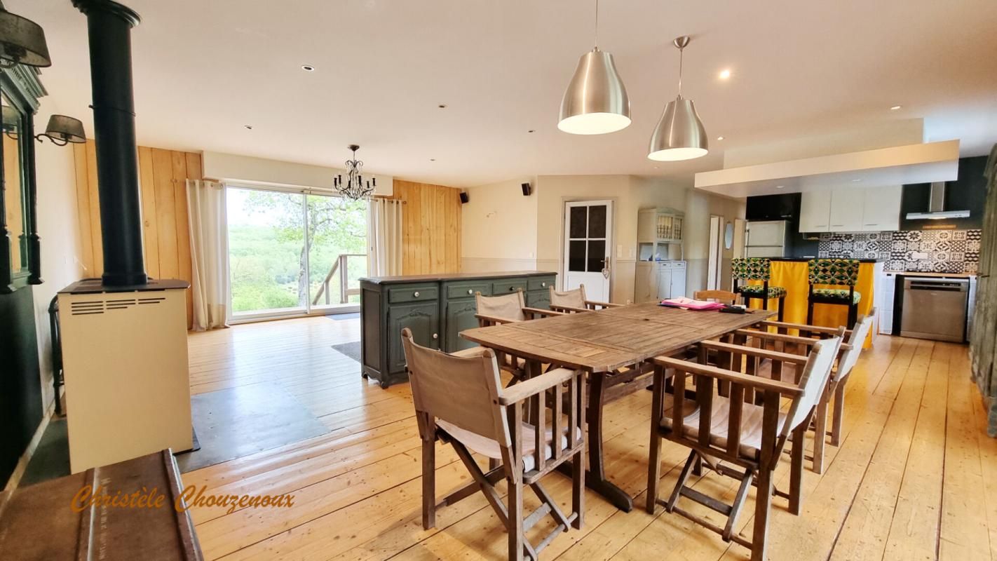 CHARTRIER-FERRIERE 19600 Chartrier Ferriere  : mison e plin pieds sur 3122m² 4