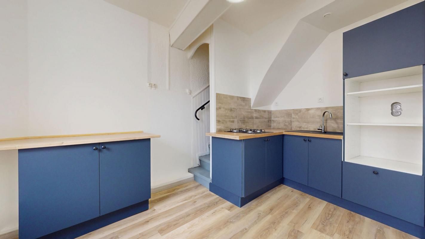 TREBES EN EXCLUSIVITE - MAISON R+2 - 2 CHAMBRES - RENOVÉ 3