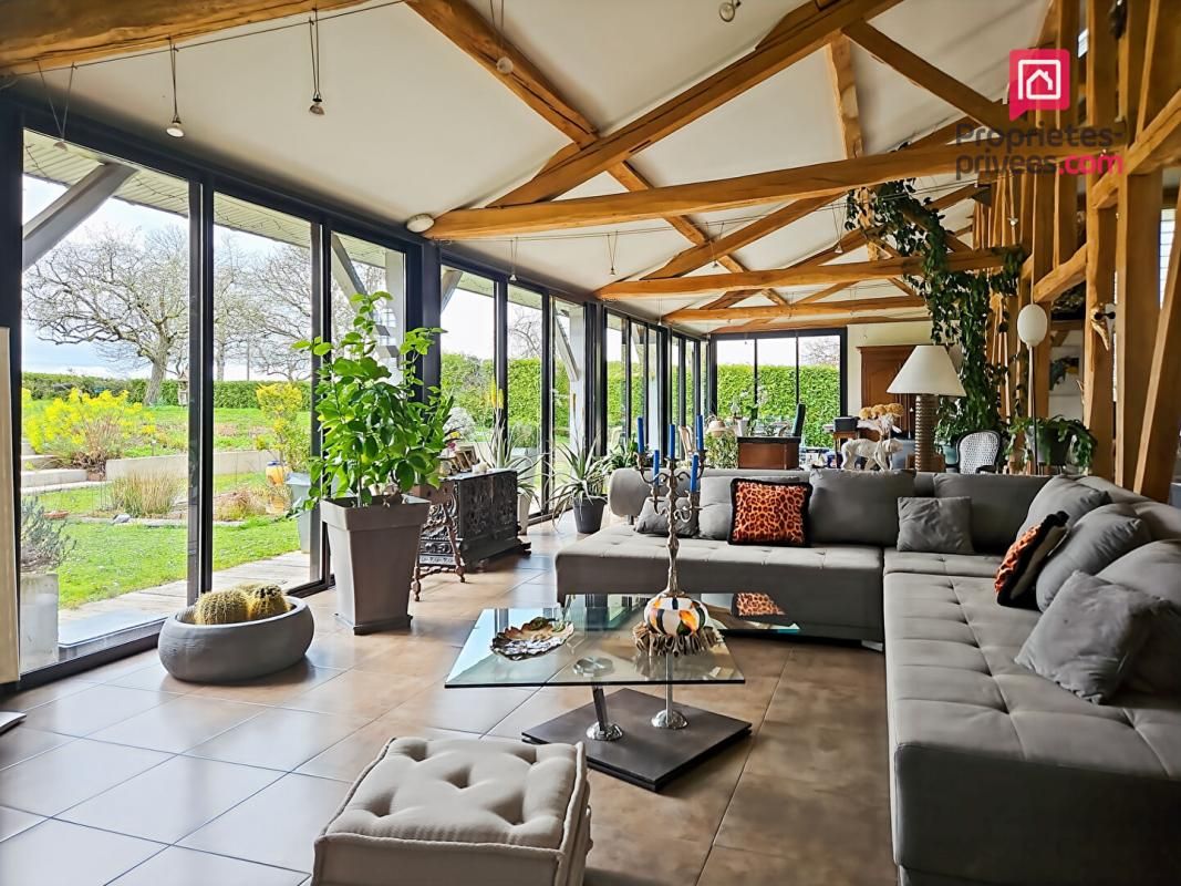 ERVY-LE-CHATEL Ensemble immobilier d'exception 3
