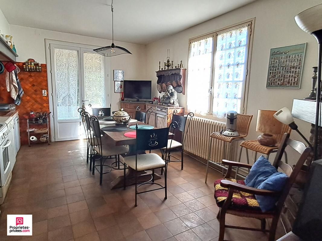 TREBES TREBES - Maison 3 faces environ 186m2 - 5 chambres - 195000 4