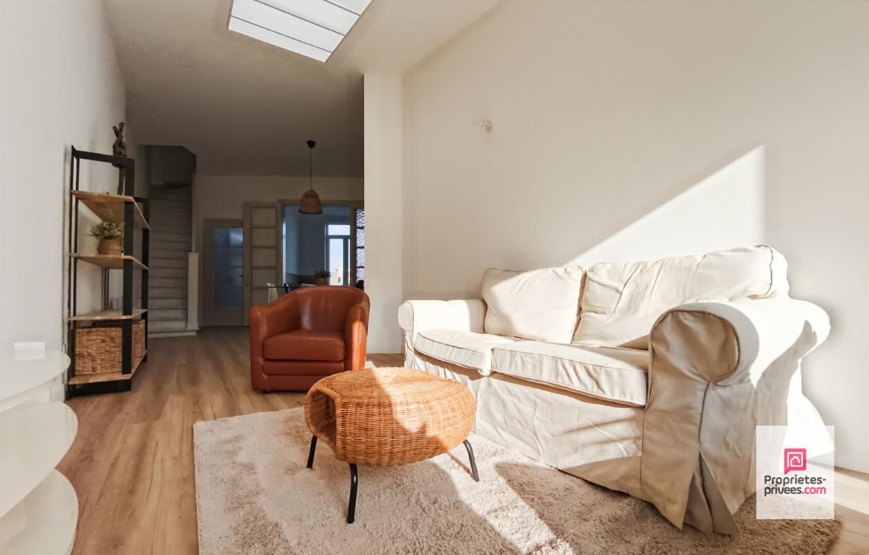 WASQUEHAL WASQUEHAL secteur Gare, maison de 110 m2 entièrement rénovée, avec 4 chambres, extérieur 4