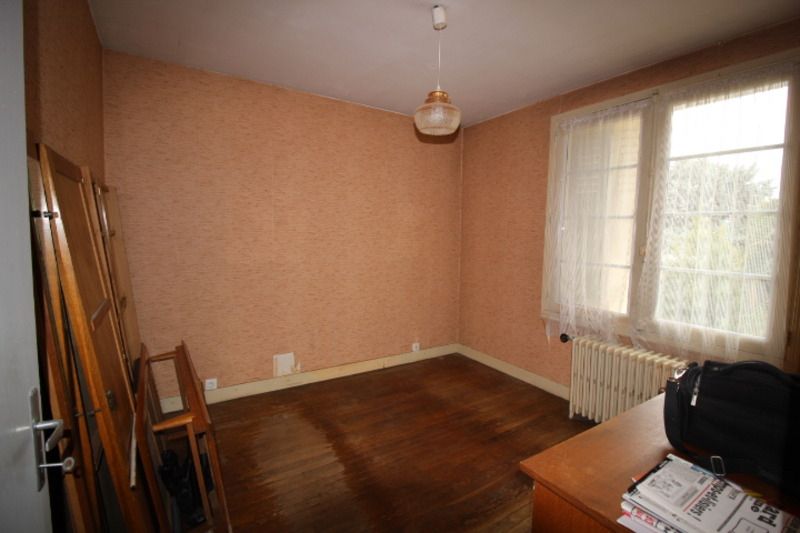 CHATELLERAULT Maison Chatellerault 8 pièce(s) 89.70 m2 3