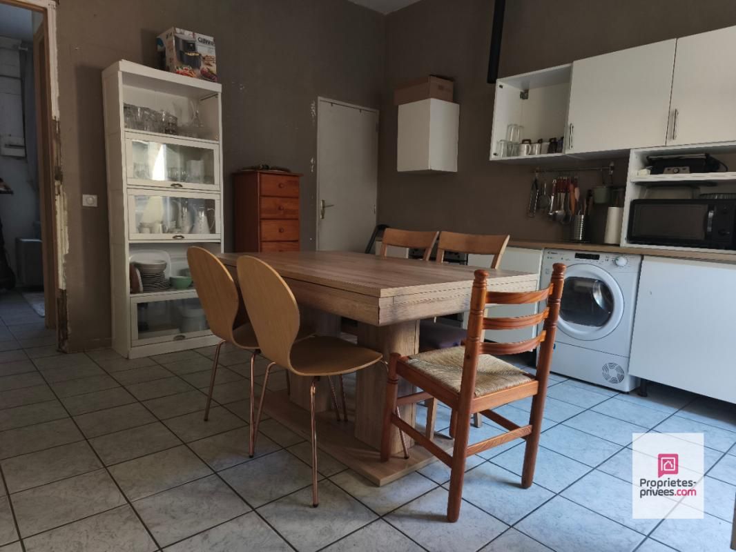 ROUBAIX Roubaix (59100) maison de courée de 70 m2 vendue louée 2