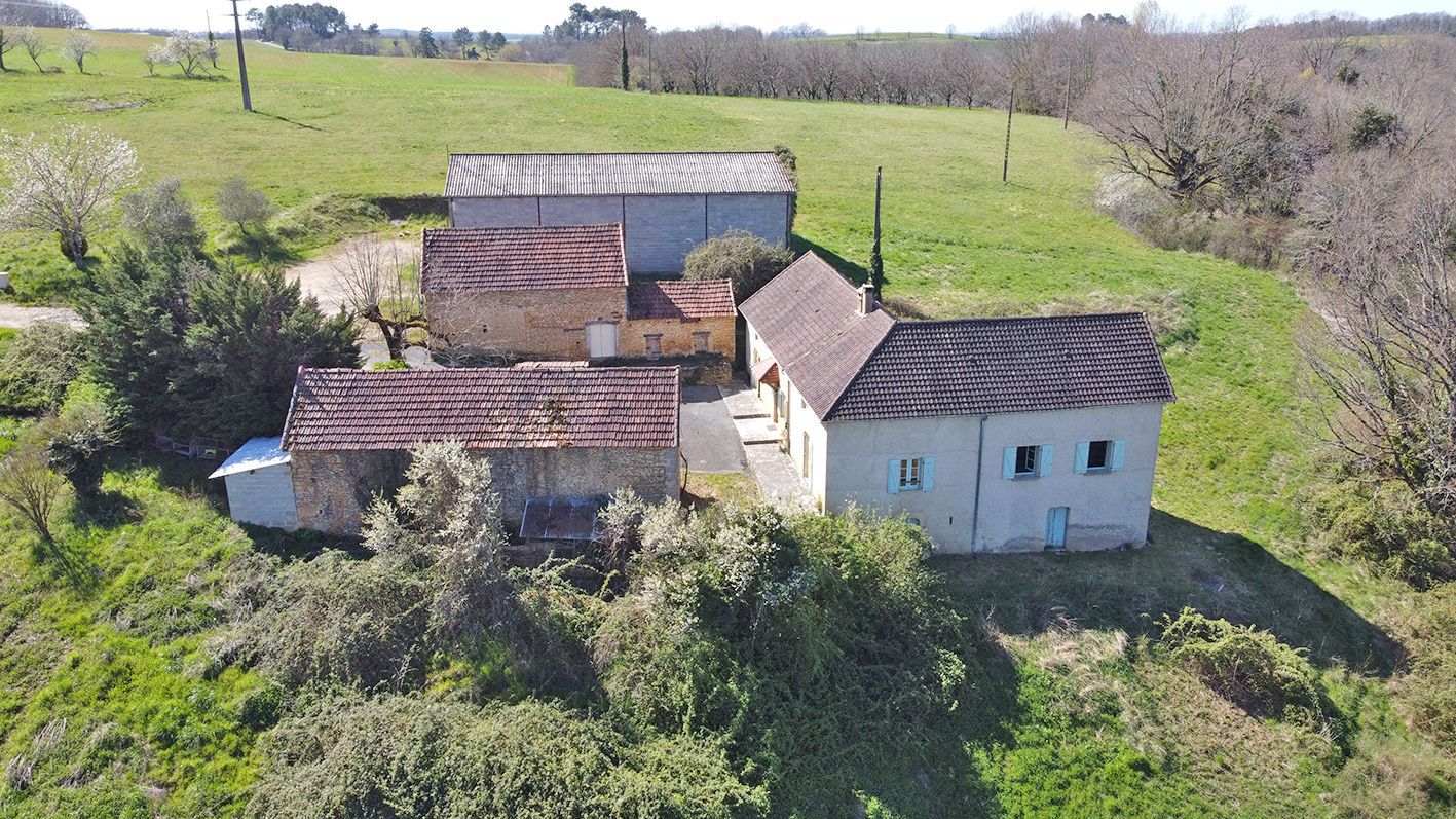 Corps de ferme Coly Saint Amand 5 pièce(s)