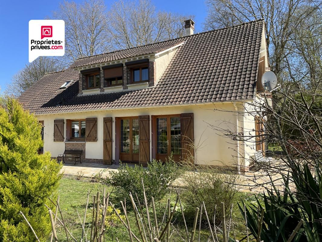 Maison 7 pièce(s) 170 m2 5 chambres garage jardin 2488m2 386500 HAI