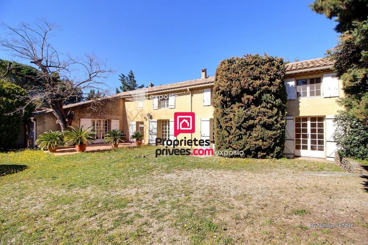 BOLLENE Demeure/Mas Bollène 266 m² - Terrain 4 800 m² - 569 000 Euros - 2