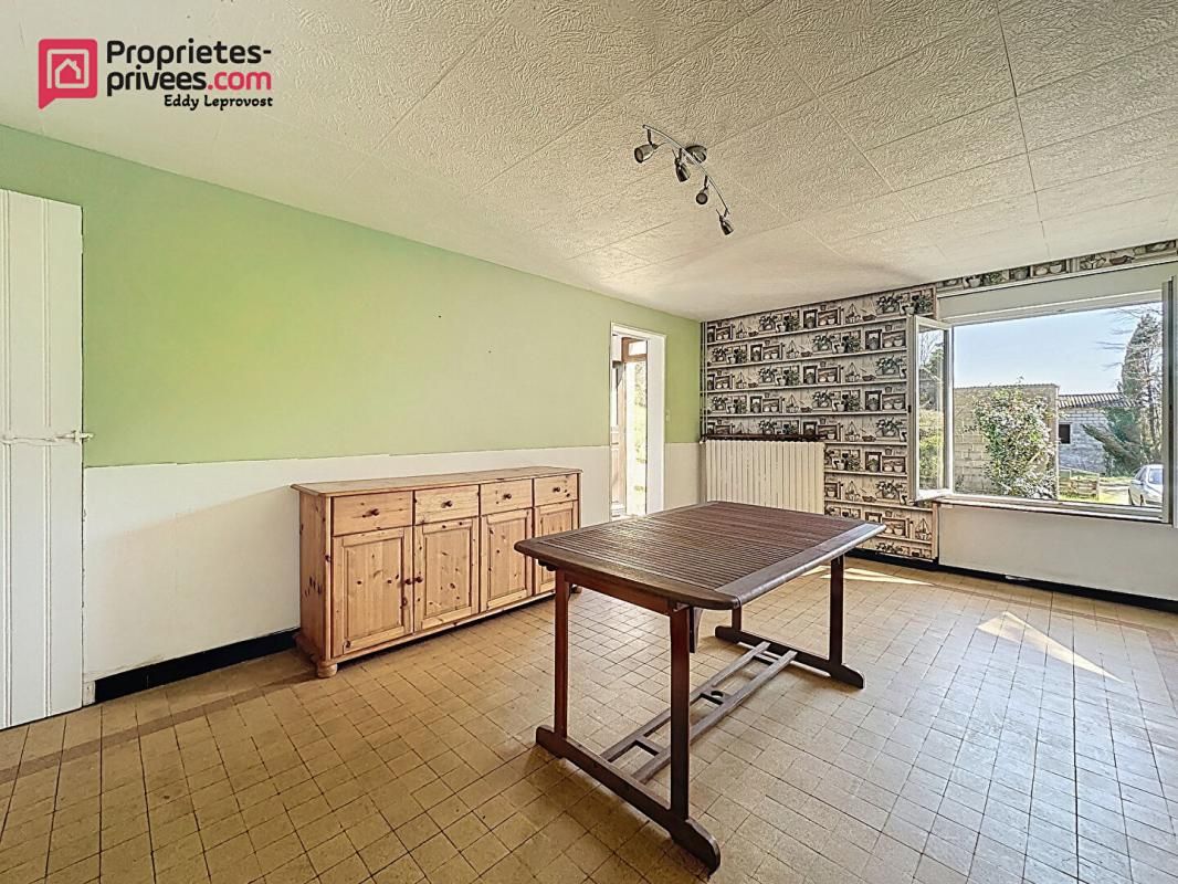 PERRIERS-EN-BEAUFICEL Maison de 83m² sur 3527m² de terrain à Perriers en Beauficel 2