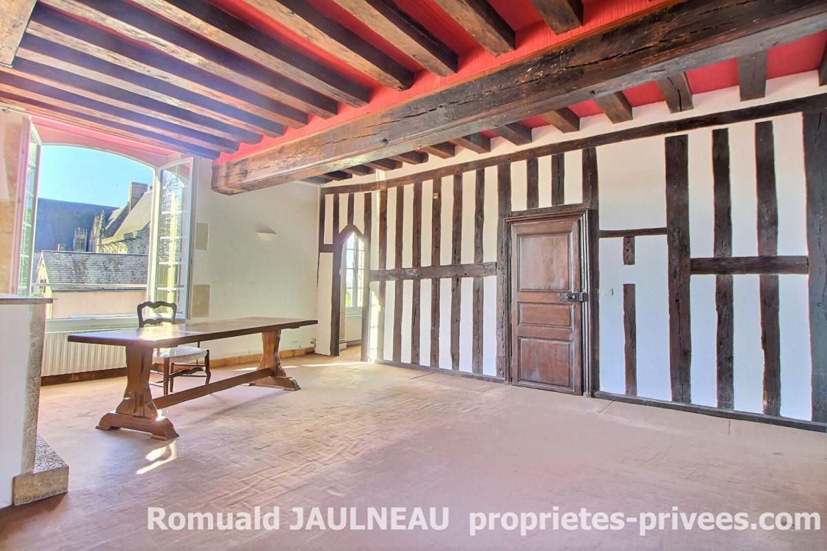 CHATEAUDUN Maison de Ville à Chateaudun proche Chateau 3