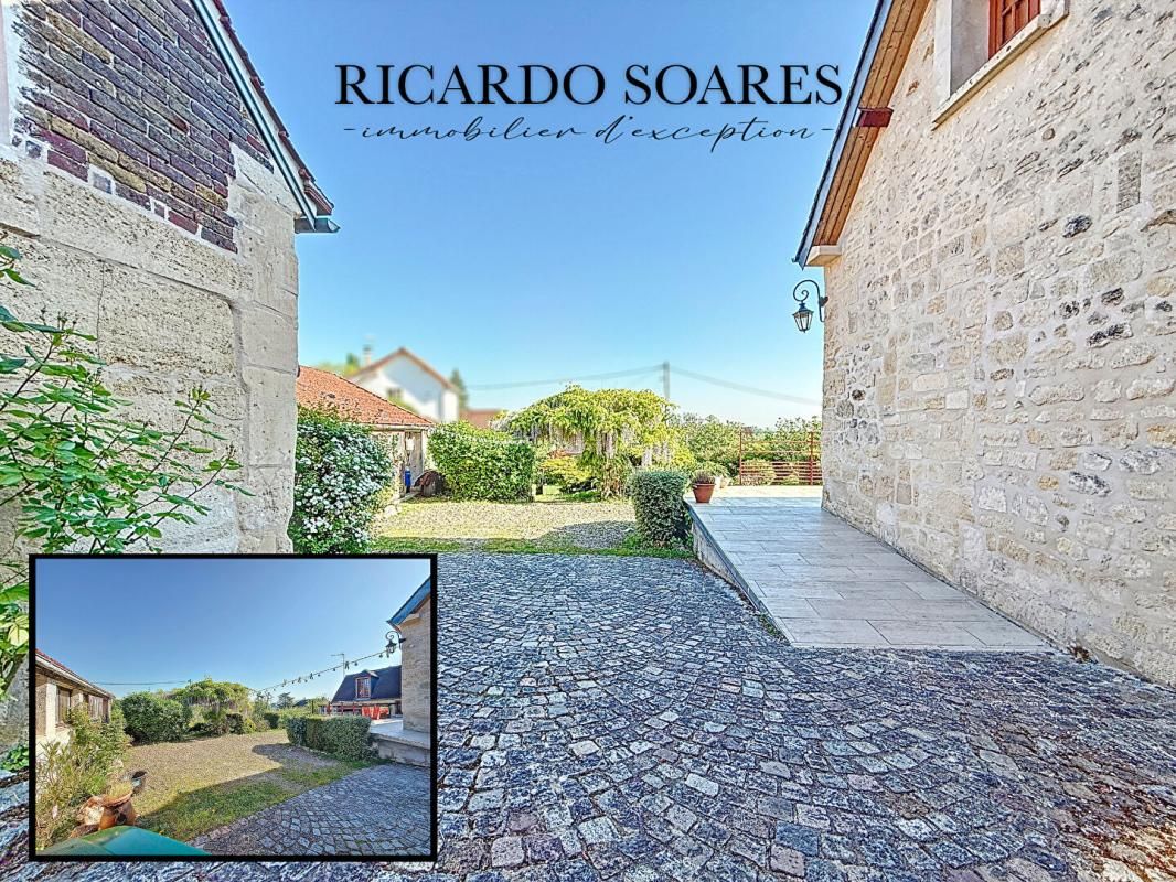 SENLIS LONGÈRE RÉNOVÉE EN 2016 / 160m2 AU SOL / 3 CHAMBRES / SEJOUR 45m2 / GARAGE / TERRAIN 1015m2 2