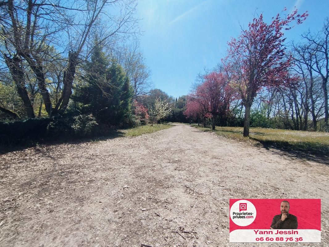 SAUBENS Terrain constructible - 600 m2 - Saubens 2